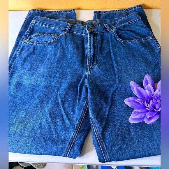 Tommy Bahama Jeans - Picture 1 of 8
